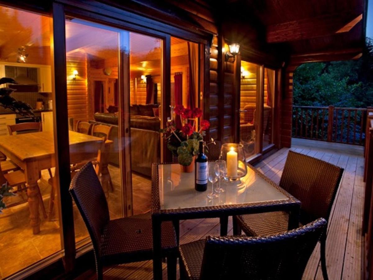 Cherbridge Lodges - Riverside Lodges, Short Lets Oxford Exterior photo
